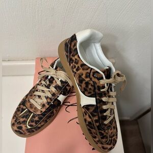 Wild Pair Leopard Print Sneakers with Tan Laces 8! New!